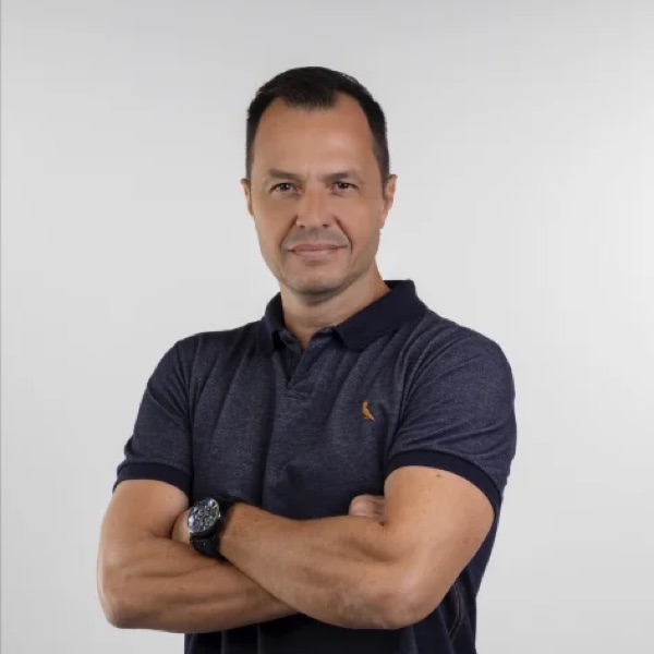 Renato, sócio comercial da THR Control